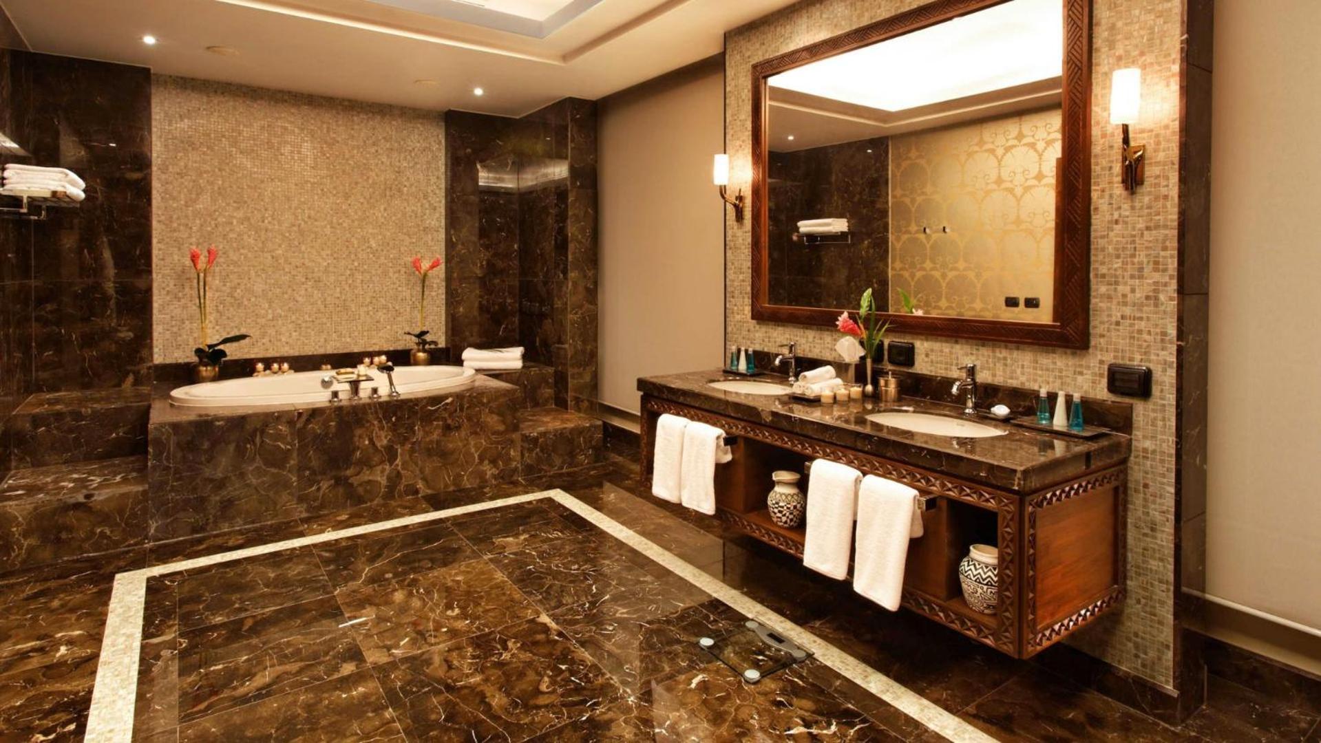Moevenpick Ambassador Hotel Accra Esterno foto