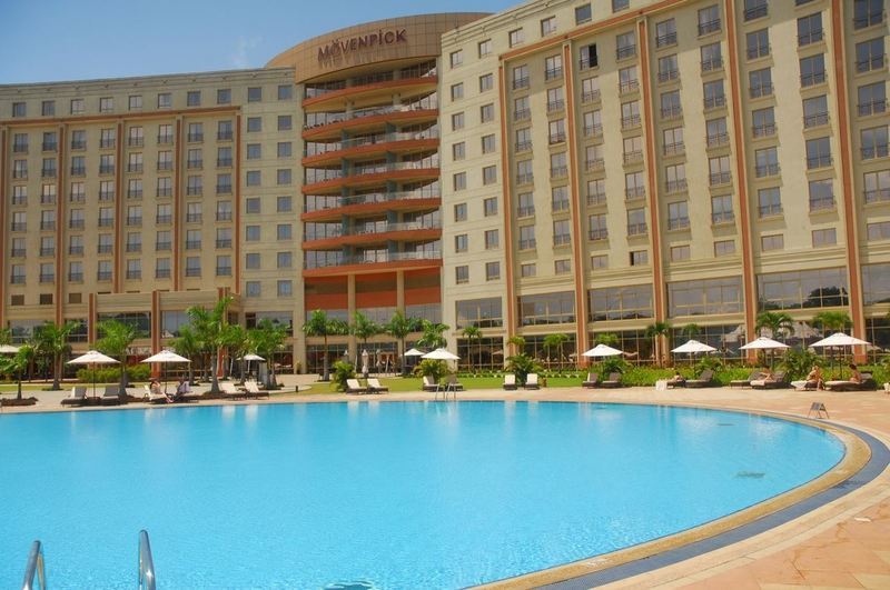 Moevenpick Ambassador Hotel Accra Esterno foto