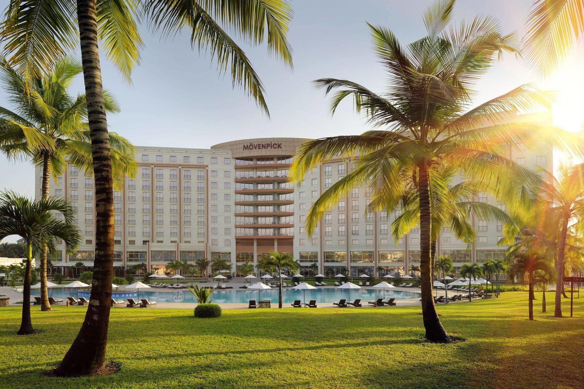 Moevenpick Ambassador Hotel Accra Esterno foto